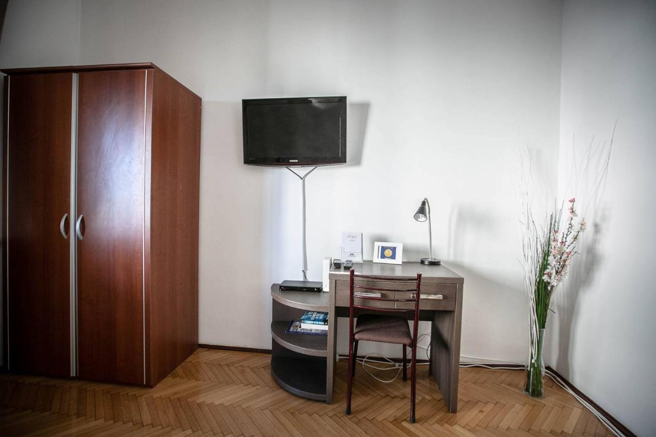 Appartement Cismigiu Garden Studio à Bucarest Extérieur photo